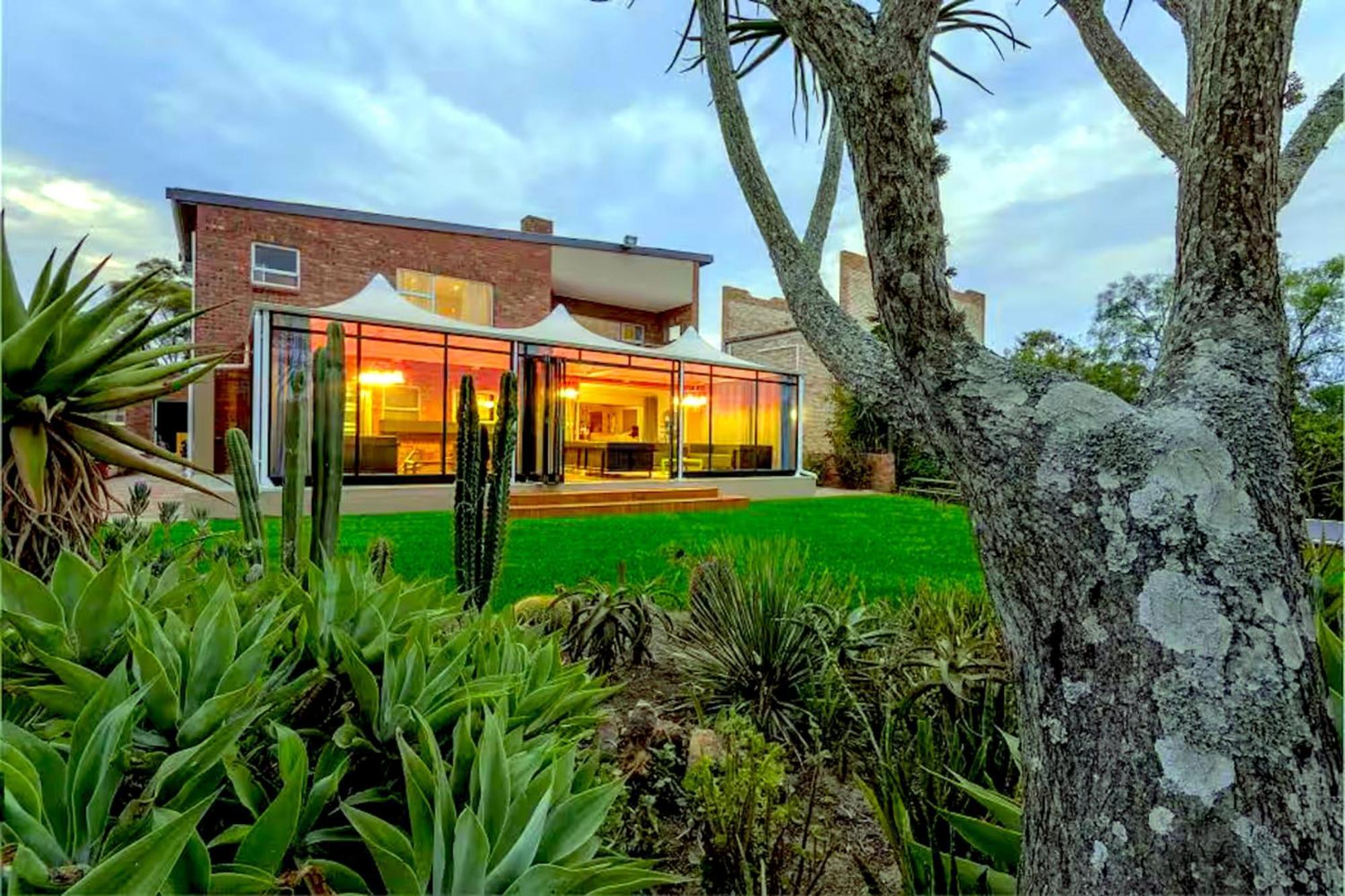 90 On Wellington Villa Colchester Bagian luar foto